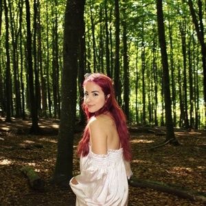 Meet your Posher, Madeline